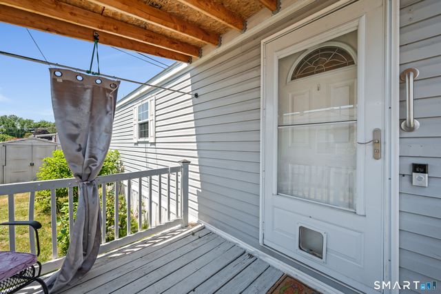 15 Pine Street, East Windsor, CT 06088