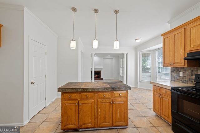 1720 Greystone Trace SE, Conyers, GA 30013