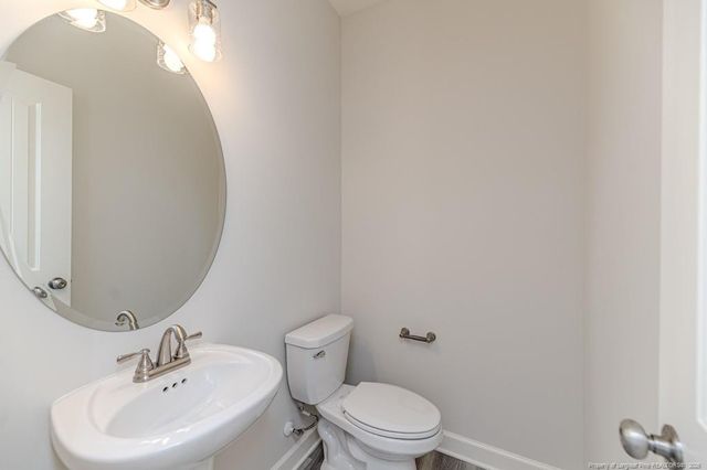 87 Onslow Court, Spring Lake, NC 28390