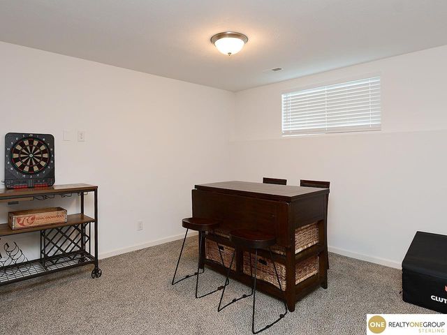 7772 N 86th Avenue, Omaha, NE 68122