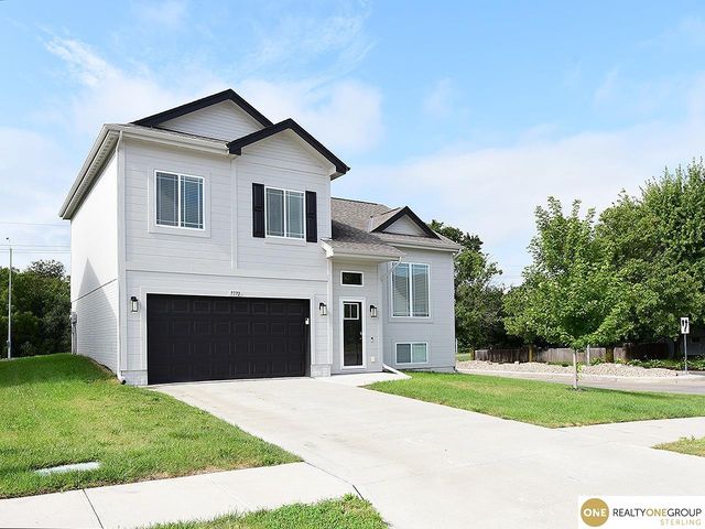 7772 N 86th Avenue, Omaha, NE 68122