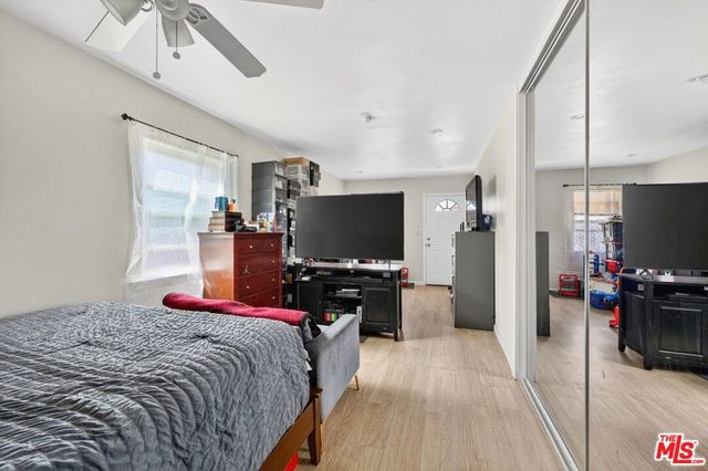 423 E 127th Street, Los Angeles, CA 90061