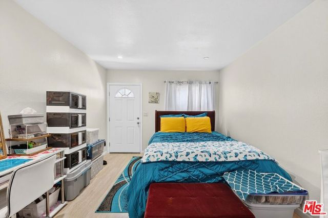 423 E 127th Street, Los Angeles, CA 90061