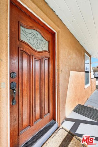 423 E 127th Street, Los Angeles, CA 90061