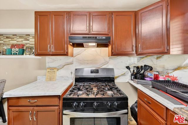 423 E 127th Street, Los Angeles, CA 90061