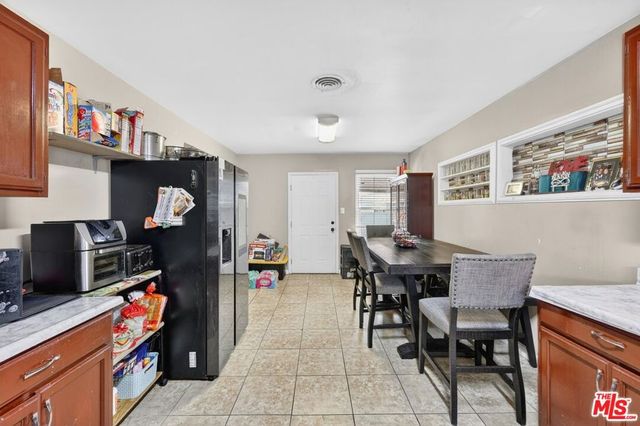 423 E 127th Street, Los Angeles, CA 90061