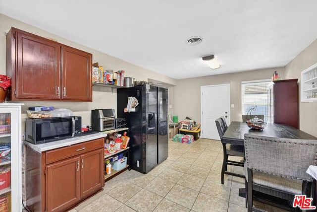423 E 127th Street, Los Angeles, CA 90061