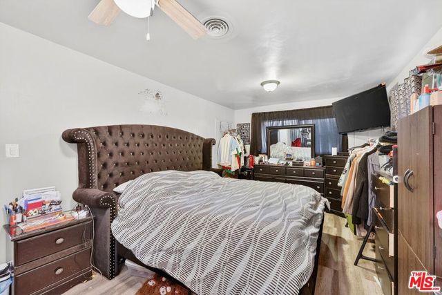 423 E 127th Street, Los Angeles, CA 90061