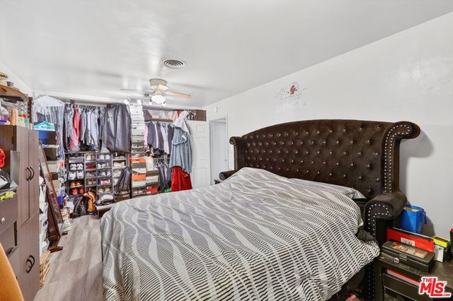 423 E 127th Street, Los Angeles, CA 90061