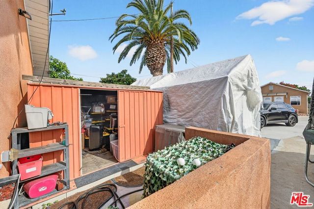 423 E 127th Street, Los Angeles, CA 90061