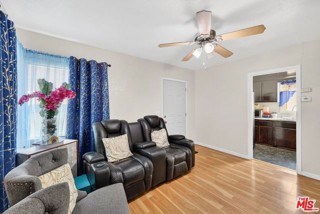 423 E 127th Street, Los Angeles, CA 90061