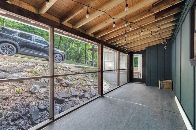 220 Fox Den Circle, Jasper, GA 30143