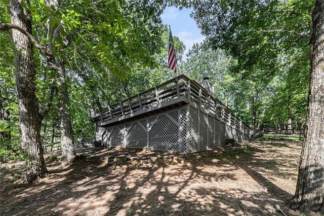 220 Fox Den Circle, Jasper, GA 30143