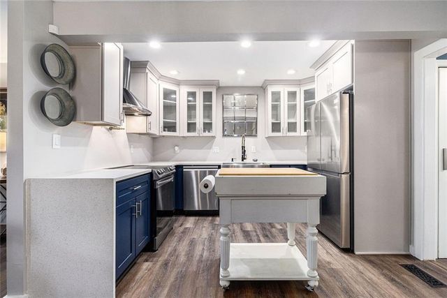 220 Fox Den Circle, Jasper, GA 30143