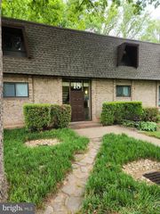 11618 VANTAGE HILL RD #12B, Reston, VA 20190