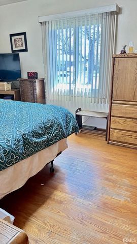 8412 G Greenwood Avenue, Munster, IN 46321