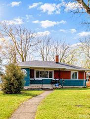 8412 G Greenwood Avenue, Munster, IN 46321