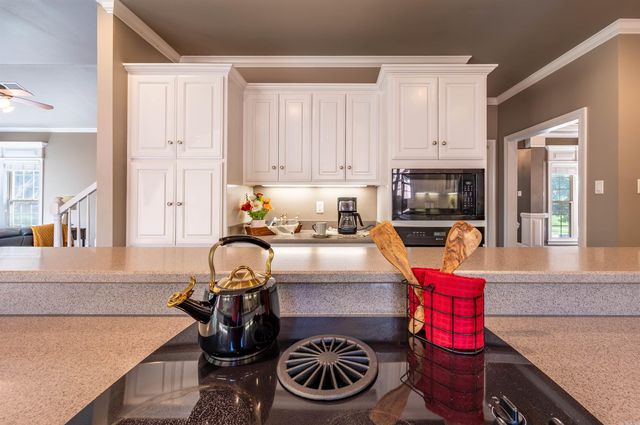 25 Hickory Bend Drive, Cabot, AR 72023