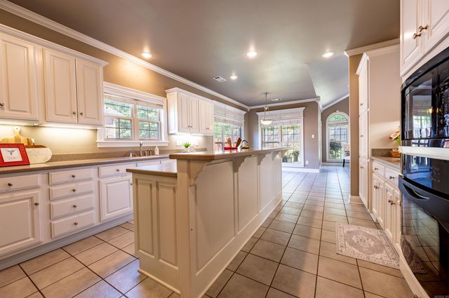 25 Hickory Bend Drive, Cabot, AR 72023