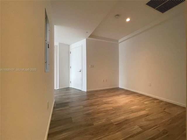 801 S Miami Ave 3303, Miami, FL 33130