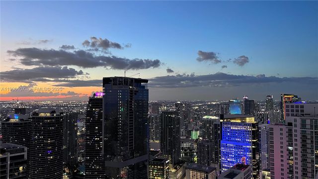 801 S Miami Ave 3303, Miami, FL 33130