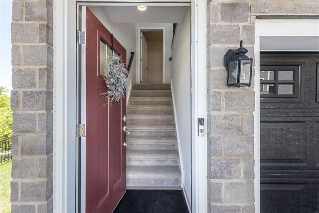 2938 Corston Road, Ann Arbor, MI 48105