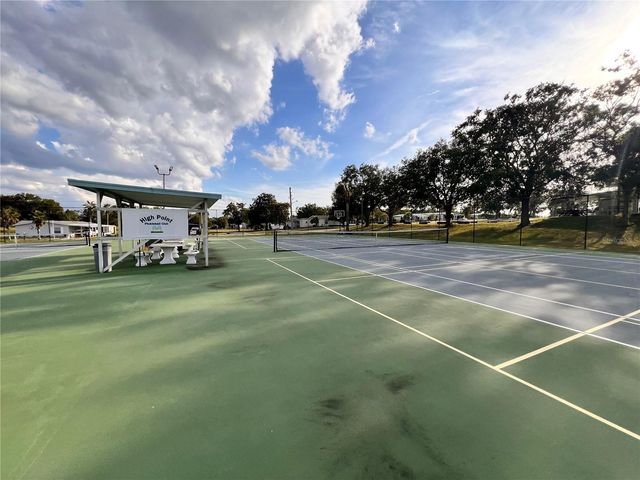 8095 WESTERN CIRCLE DRIVE, Brooksville, FL 34613