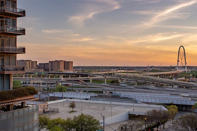 2323 N Houston Street 613, Dallas, TX 75219