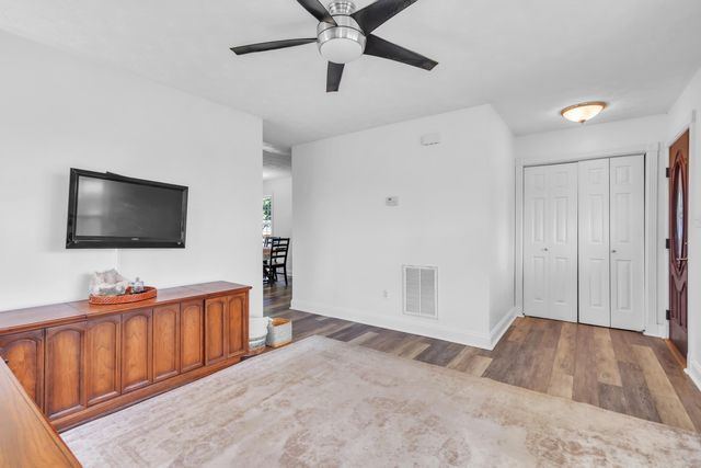 140 Estates Drive, Science Hill, KY 42553