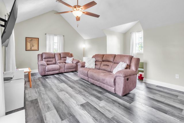 140 Estates Drive, Science Hill, KY 42553