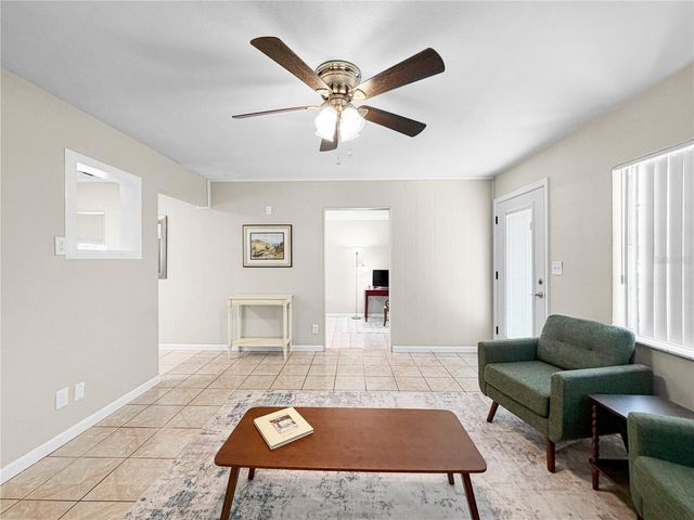 2509 W LEMON STREET, Tampa, FL 33609