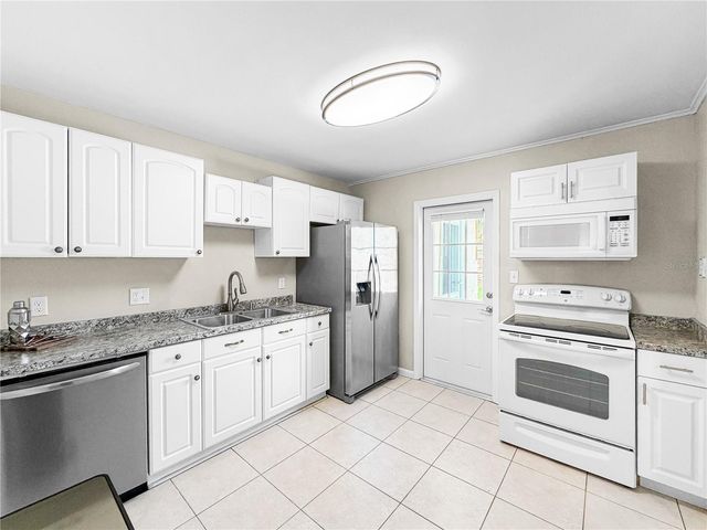 2509 W LEMON STREET, Tampa, FL 33609