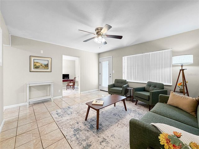 2509 W LEMON STREET, Tampa, FL 33609