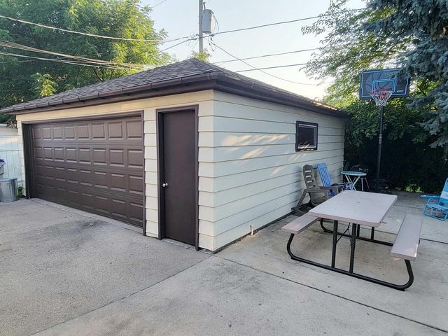 2773 S 58th STREET, Milwaukee, WI 53219