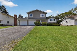 47 Bambi Lane, Gates, NY 14624