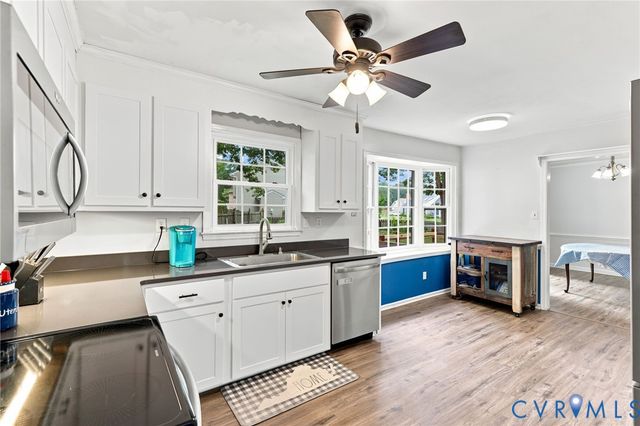 1306 Whitley Ct, Chester, VA 23836