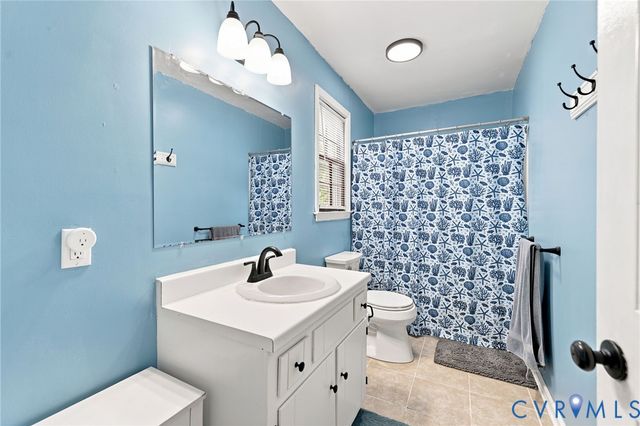 1306 Whitley Ct, Chester, VA 23836
