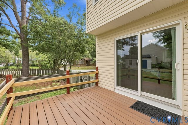1306 Whitley Ct, Chester, VA 23836
