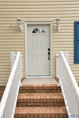 1306 Whitley Ct, Chester, VA 23836