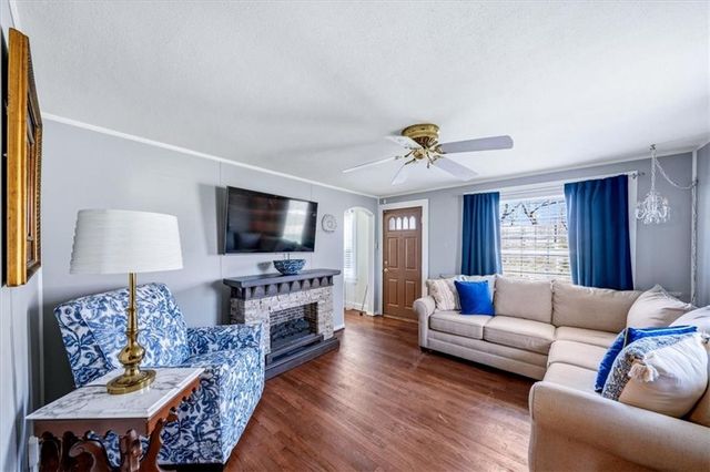 4963 Silver Avenue, Kansas City, KS 66106