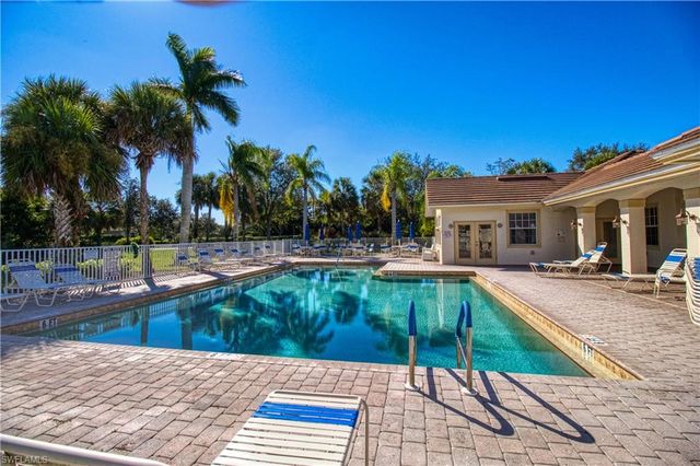 3111 Meandering WAY 101, Fort Myers, FL 33905