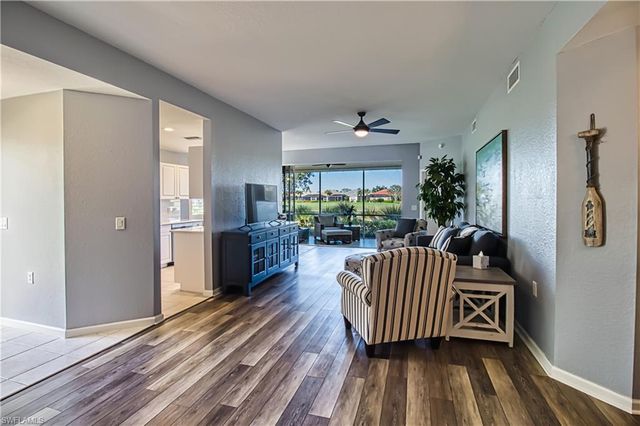 3111 Meandering WAY 101, Fort Myers, FL 33905