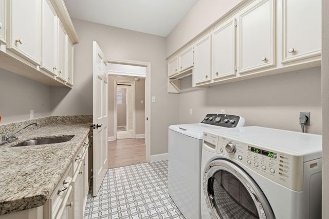 6527 Prairie Dunes Drive, Houston, TX 77069