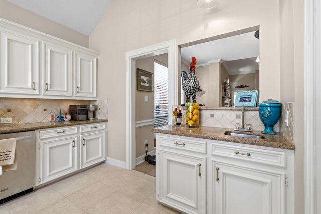 6527 Prairie Dunes Drive, Houston, TX 77069