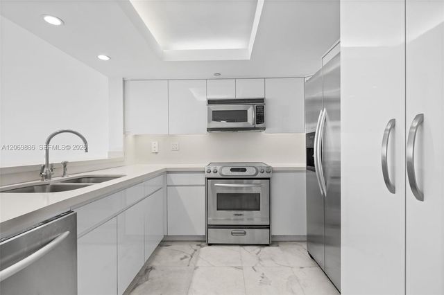 400 S Pointe Drive 1905, Miami Beach, FL 33139