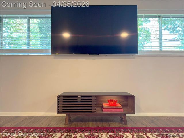 1013 Lawndale Drive, Royal Oak, MI 48067