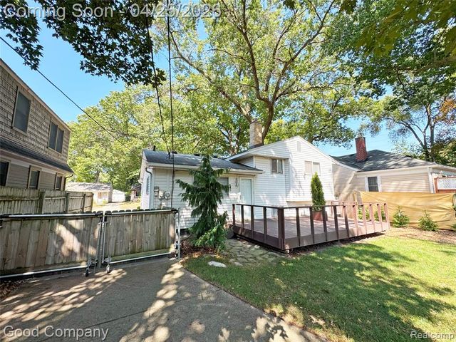 1013 Lawndale Drive, Royal Oak, MI 48067