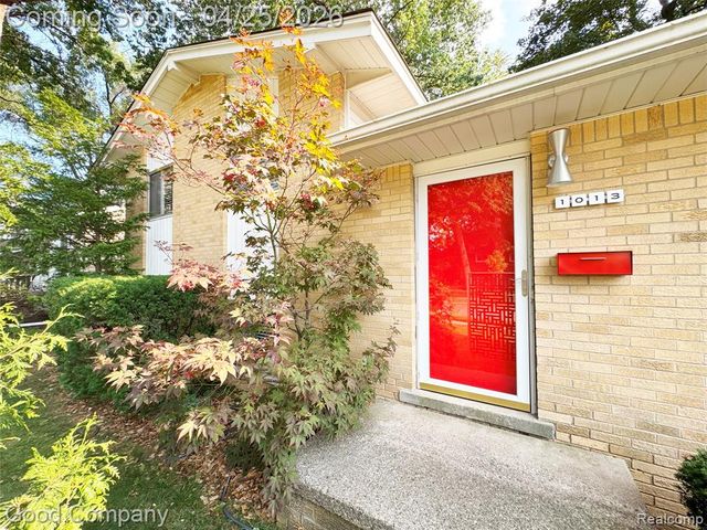 1013 Lawndale Drive, Royal Oak, MI 48067