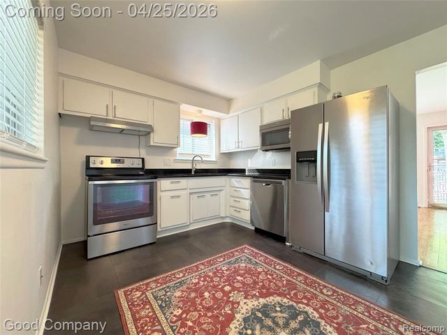 1013 Lawndale Drive, Royal Oak, MI 48067