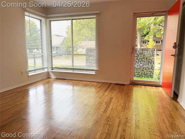1013 Lawndale Drive, Royal Oak, MI 48067